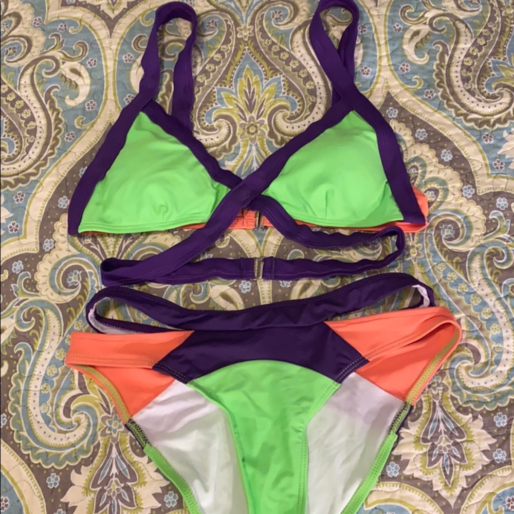 NWOT bikini size M